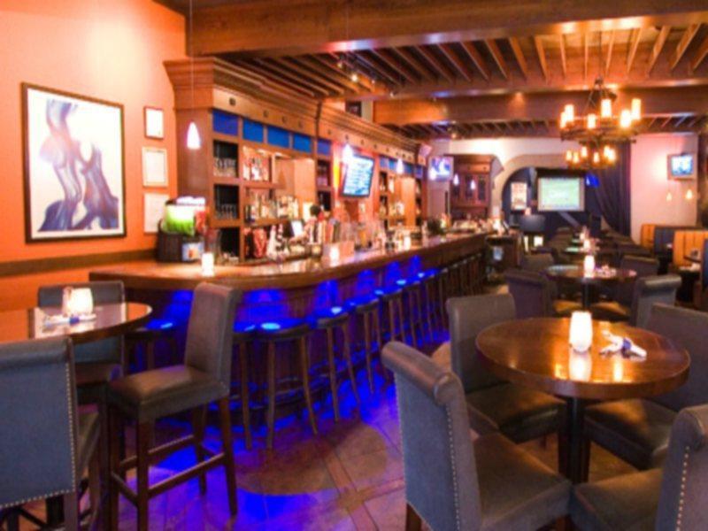 Howard Johnson By Wyndham Vancouver Downtown Bagian luar foto