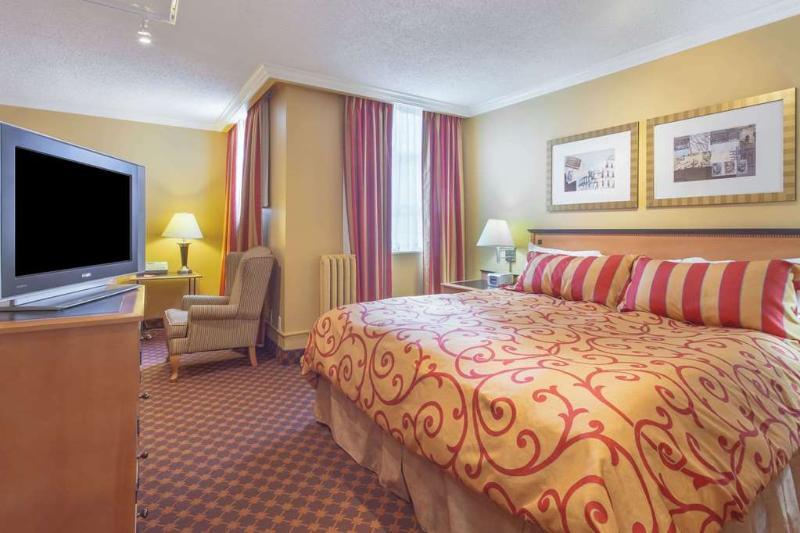 Howard Johnson By Wyndham Vancouver Downtown Ruang foto