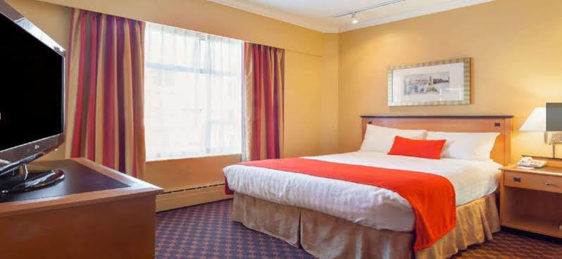 Howard Johnson By Wyndham Vancouver Downtown Bagian luar foto